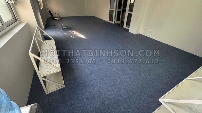 Thi công thảm trải sàn văn phòng màu xanh lơ HT11 cho văn phòng 195m2 tại Mạc Đĩnh Chi, quận 1, TPHCM